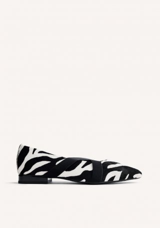 BAILARINAS PIEL ESTAMPADO ANIMAL MILACA - NEGRO