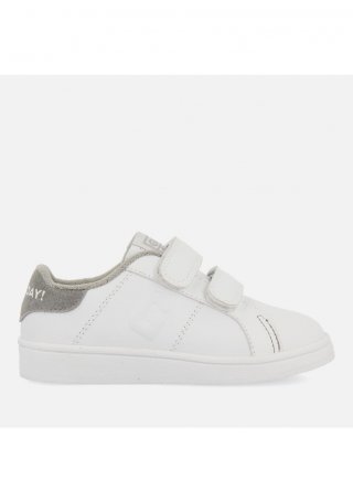 SNEAKERS COLEGIALES BLANCAS CON DETALLE EN GRIS Y DOBLE CIERRE AJUSTABLE VOLSK - GRIS